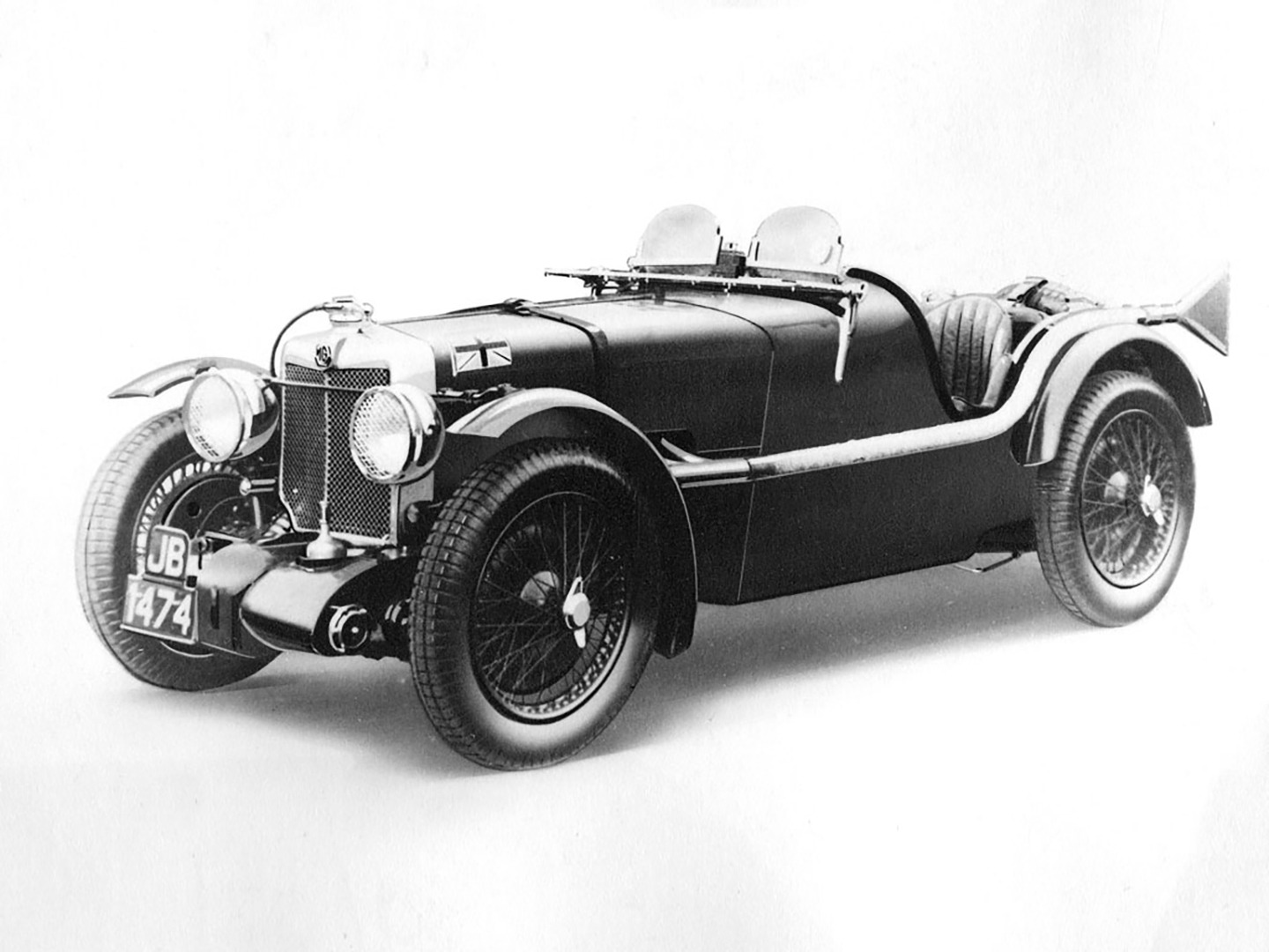 1933 год  MG К3 Мagnette 